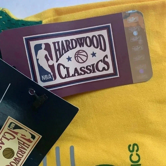 Seattle Super Sonics Basketball Jersey Youth NBA Throwback Hardwood Classics NWT - Picture 6 of 11